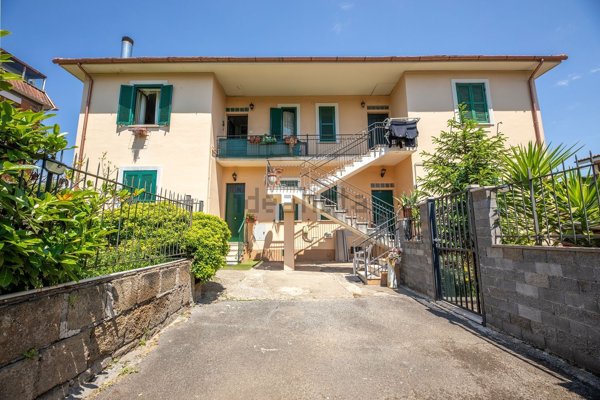 appartamento in vendita a Roma in zona Borghesiana