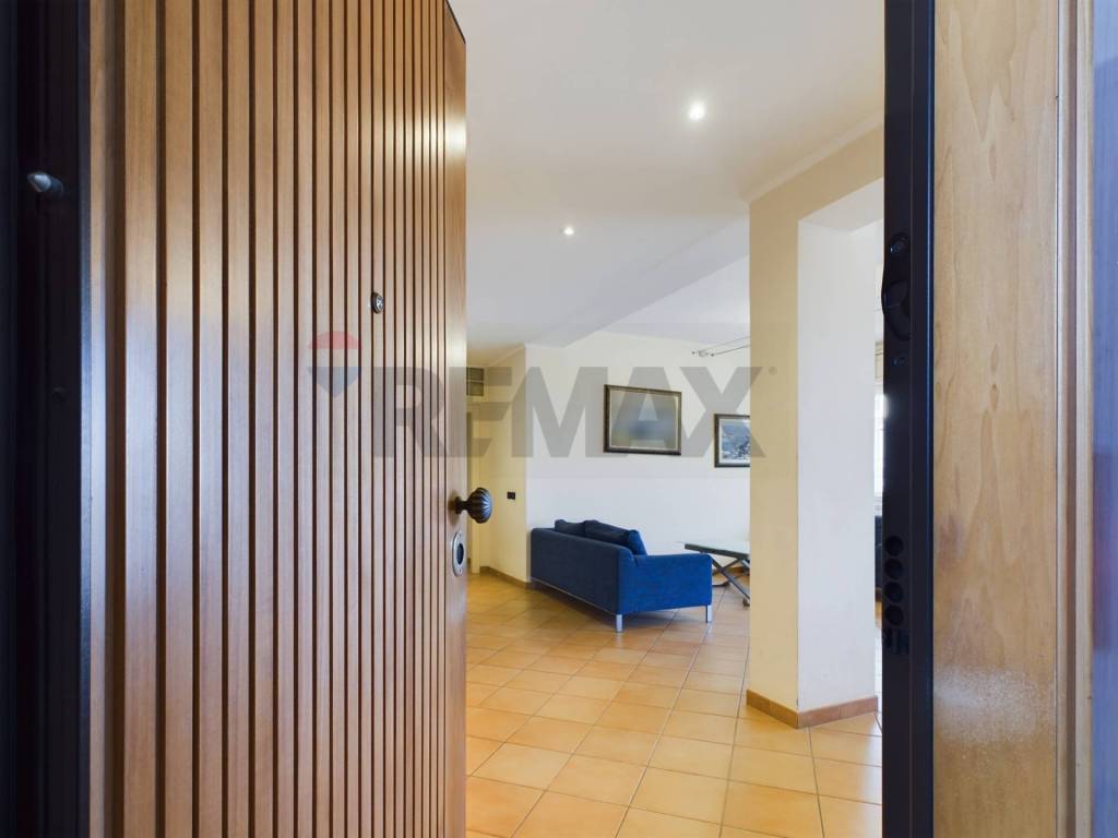 appartamento in vendita a Roma in zona Appio Latino