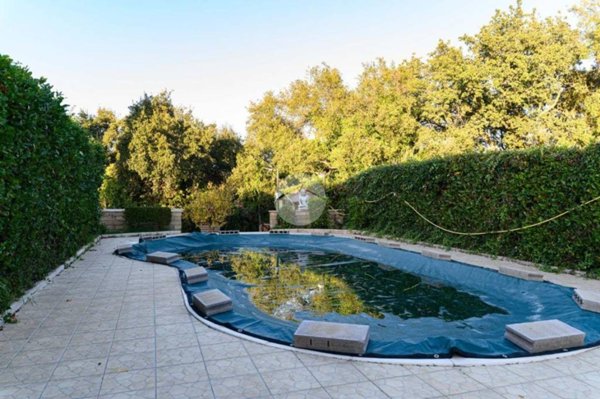 casa indipendente in vendita a Roma in zona Pantan Monastero