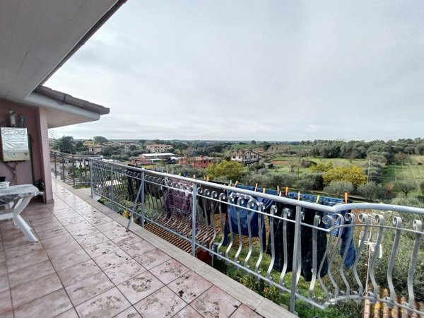 appartamento in vendita a Roma in zona Trigoria