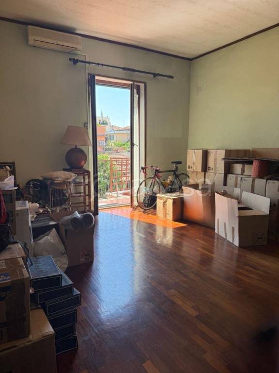 appartamento in vendita a Roma in zona Tomba di Nerone
