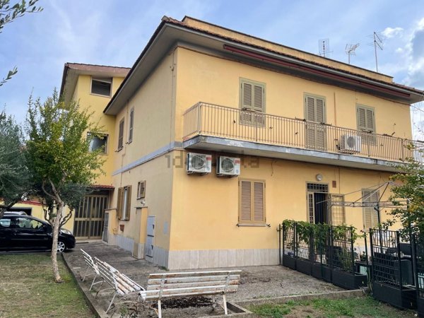 appartamento in vendita a Roma in zona Casal Morena