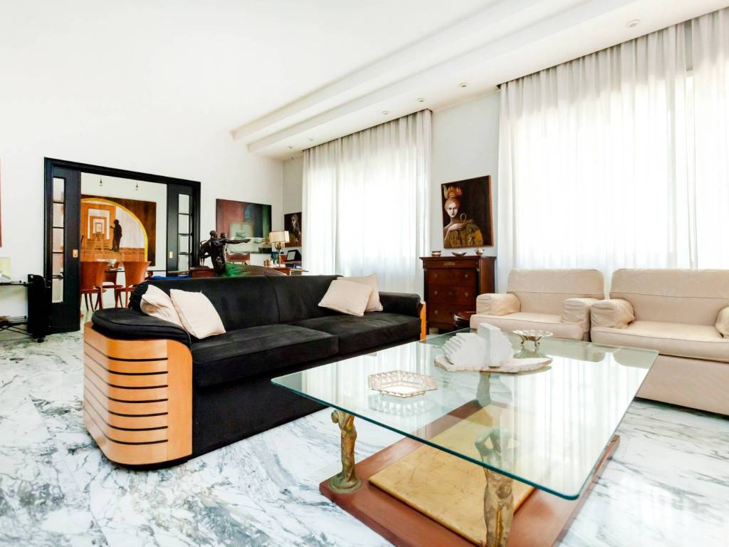 appartamento in vendita a Roma