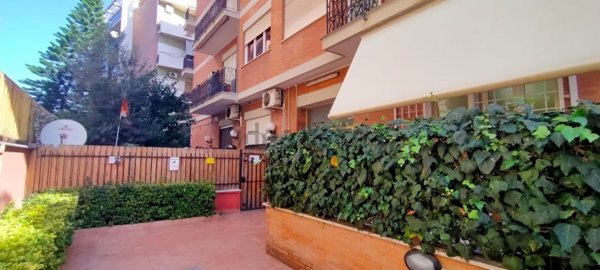 appartamento in vendita a Roma in zona Ostia
