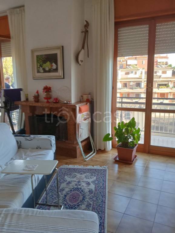 appartamento in vendita a Roma in zona Casalotti