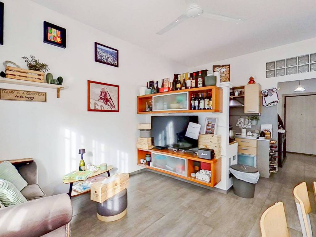 appartamento in vendita a Roma in zona Corviale