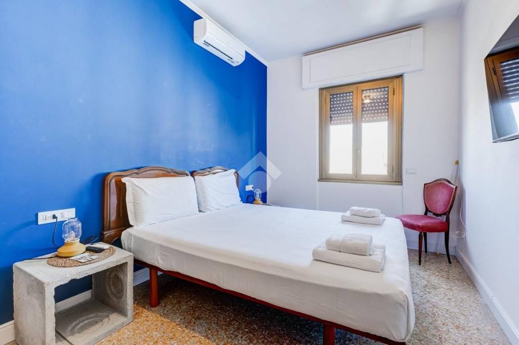 appartamento in vendita a Roma in zona Ostiense