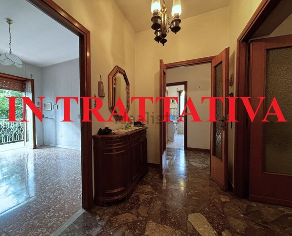 appartamento in vendita a Roma in zona Ardeatino