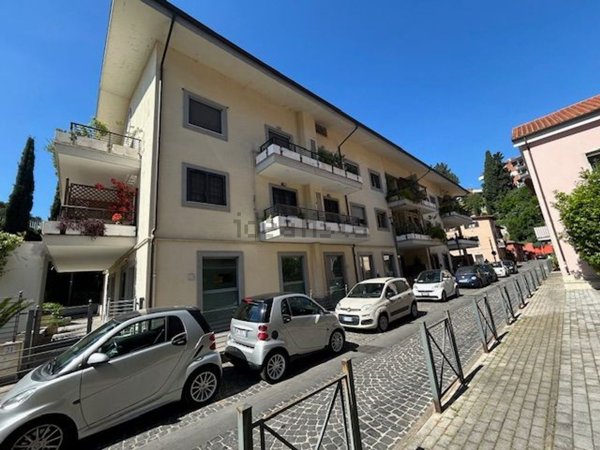 appartamento in vendita a Roma in zona Tor di Quinto