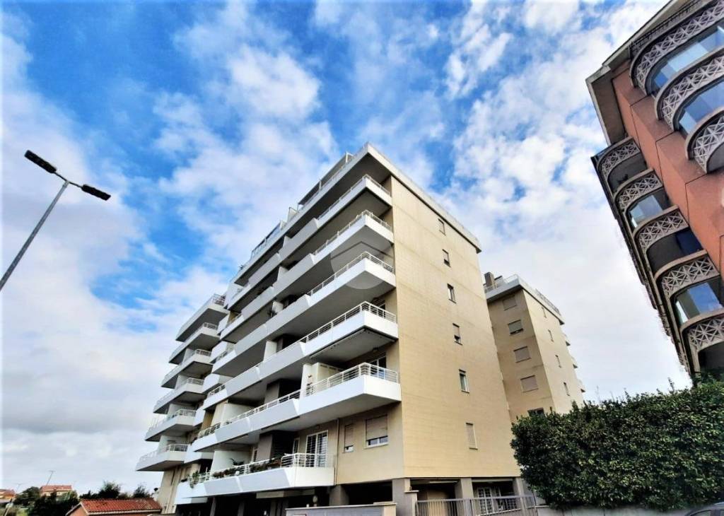 appartamento in vendita a Roma in zona Casal Boccone