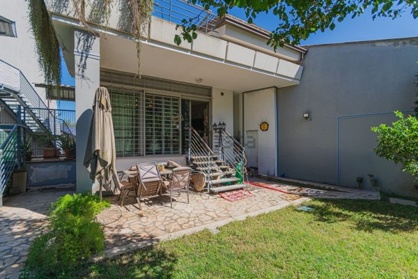 appartamento in vendita a Roma in zona Ponte Galeria