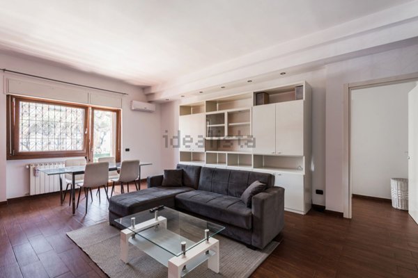 appartamento in vendita a Roma in zona Ostia