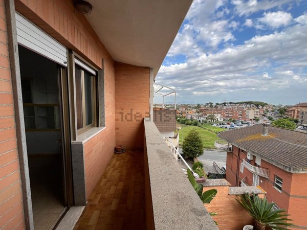 appartamento in vendita a Roma in zona Casalotti