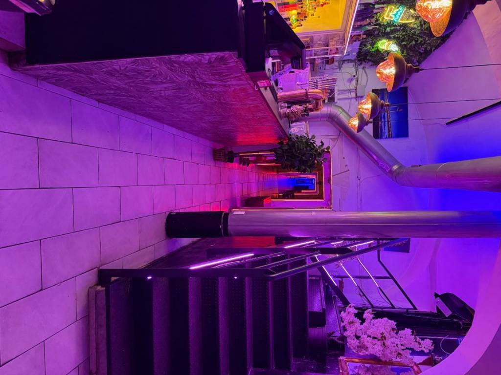 negozio in vendita a Roma in zona Rione Prati