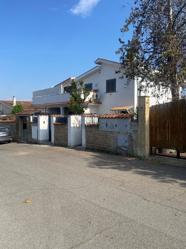 appartamento in vendita a Roma in zona Massimina/Casal Lumbroso