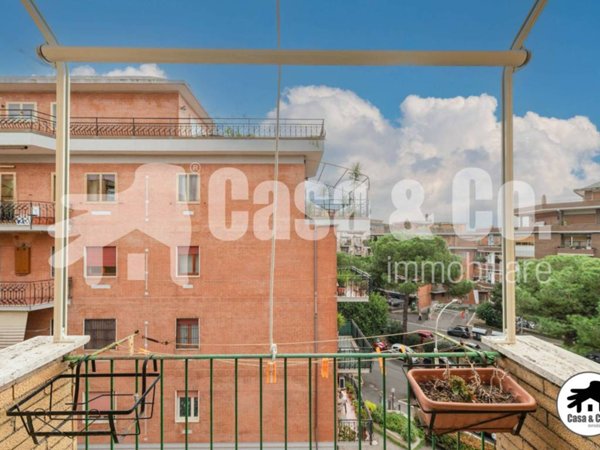 appartamento in vendita a Roma in zona Portuense