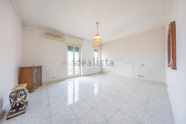 appartamento in vendita a Roma in zona Torre Angela