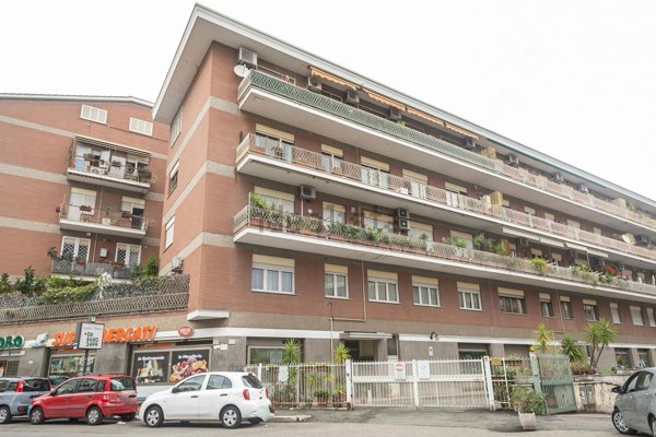 appartamento in vendita a Roma in zona Monte Sacro/Talenti