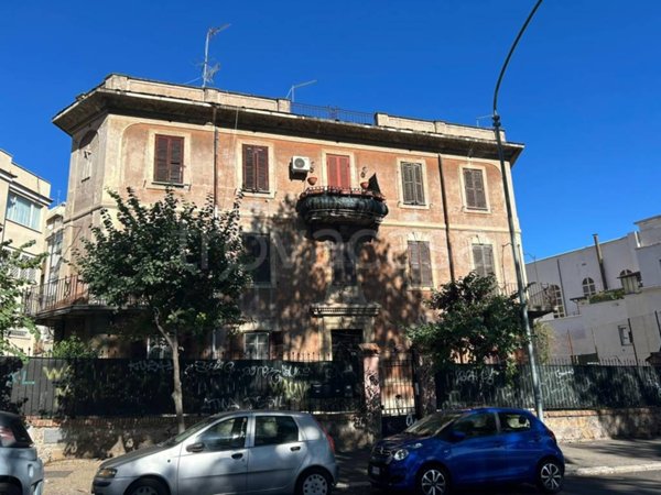 appartamento in vendita a Roma in zona Gianicolense