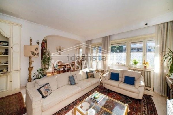 appartamento in vendita a Roma in zona Tor di Quinto