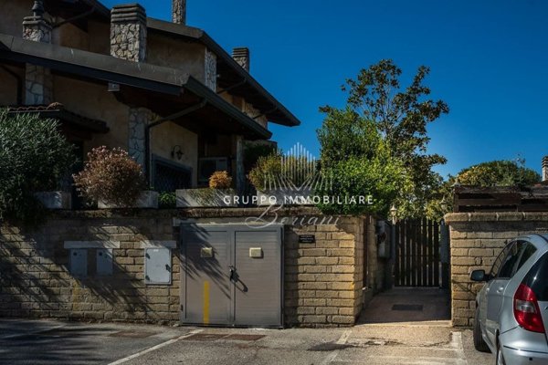 appartamento in vendita a Roma in zona Massimina/Casal Lumbroso