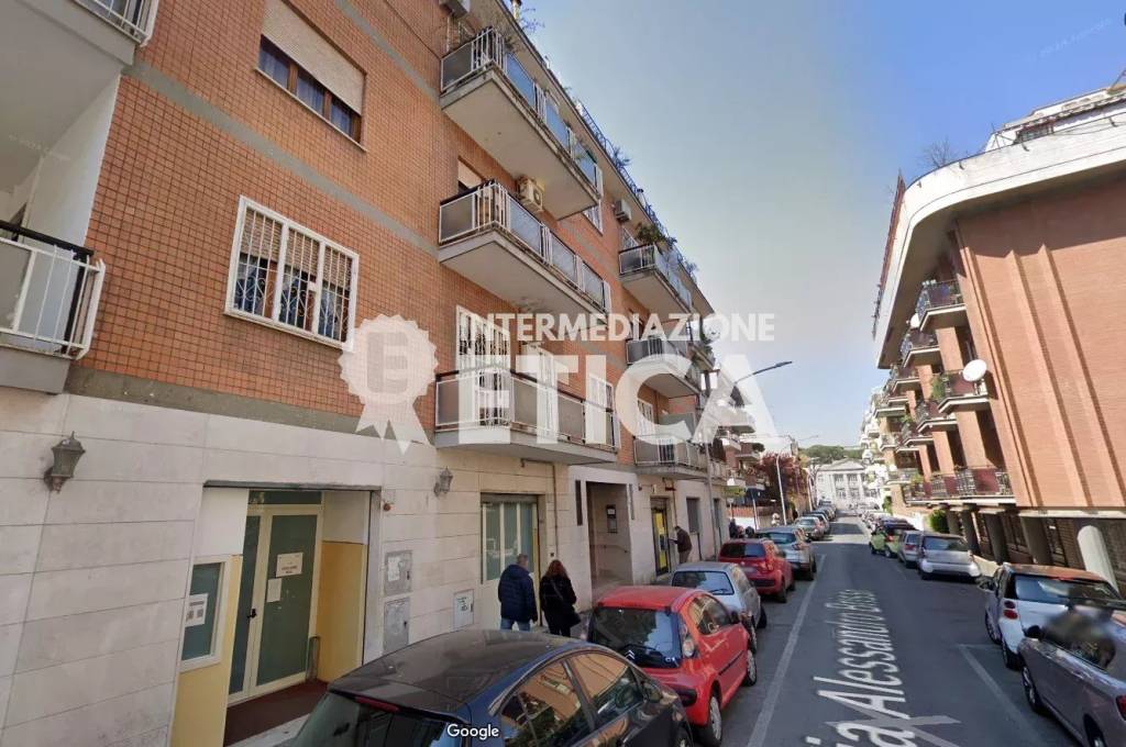 appartamento in vendita a Roma in zona Portuense