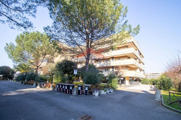 appartamento in vendita a Roma in zona Ponte di Nona