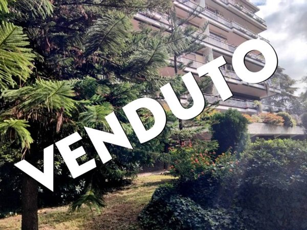 appartamento in vendita a Roma in zona Torrino