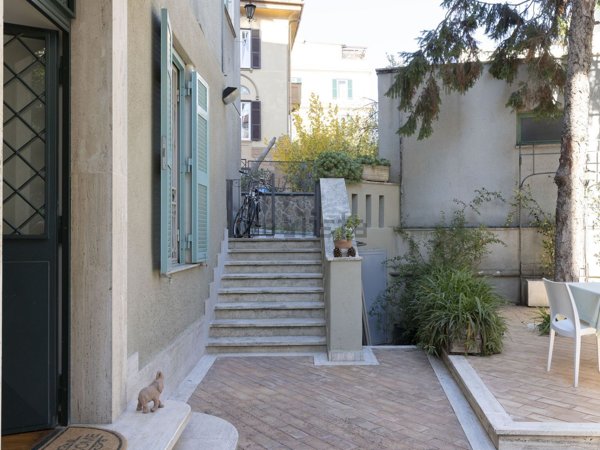 appartamento in vendita a Roma in zona Monte Sacro/Talenti