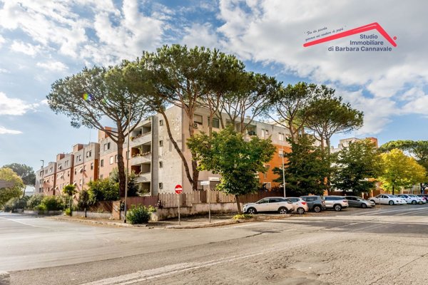 appartamento in vendita a Roma in zona Acilia
