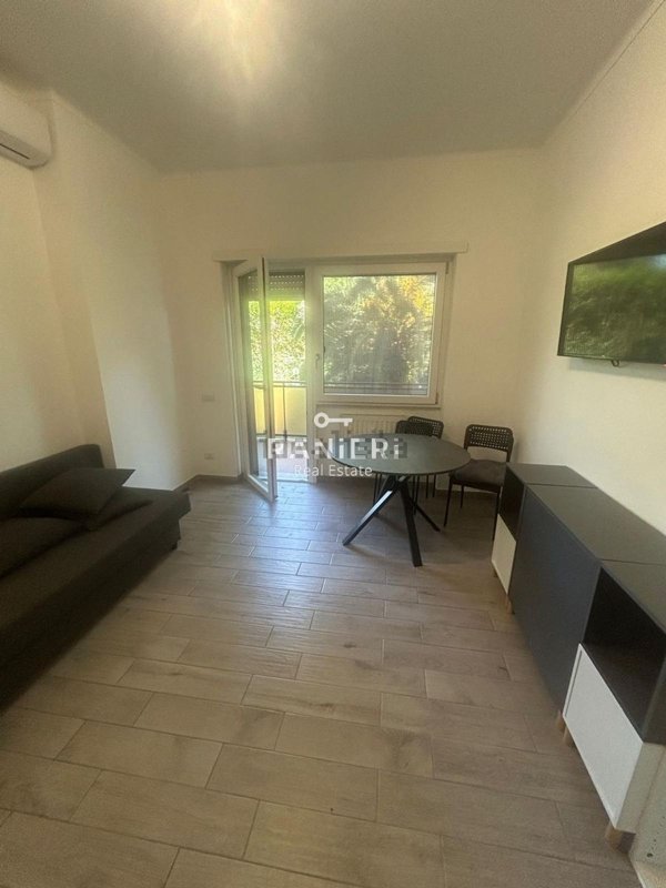 appartamento in vendita a Roma in zona Mostacciano