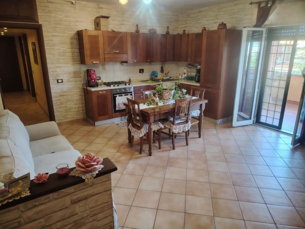 appartamento in vendita a Roma in zona Casal Palocco