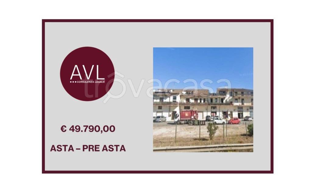 appartamento in vendita a Roma in zona Prenestino-Labicano