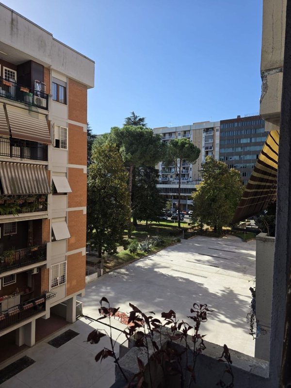appartamento in vendita a Roma in zona Collatino
