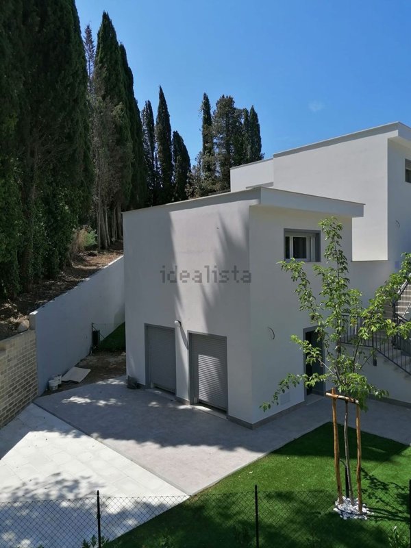 appartamento in vendita a Roma in zona Tor di Quinto