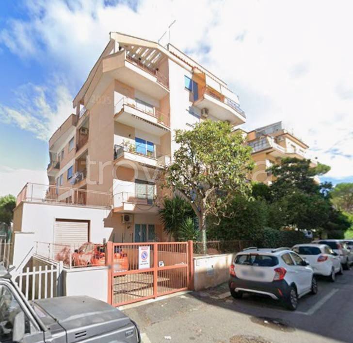 appartamento in vendita a Roma in zona Primavalle