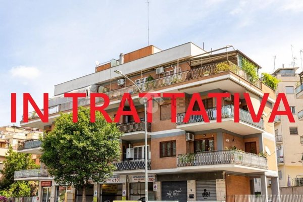 appartamento in vendita a Roma in zona Primavalle