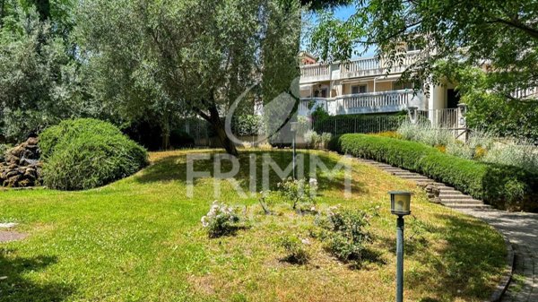 appartamento in vendita a Roma in zona Romanina