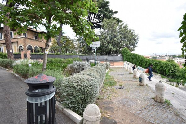 appartamento in vendita a Roma in zona Trastevere