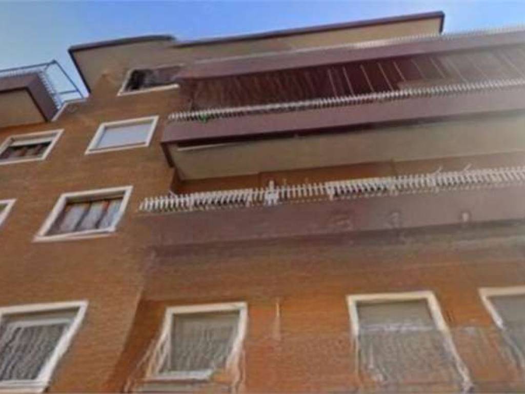 appartamento in vendita a Roma in zona Prenestino-Labicano