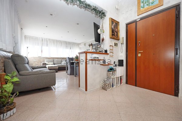 appartamento in vendita a Roma in zona Vitinia
