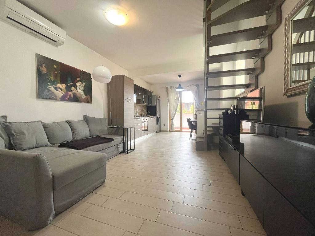 appartamento in vendita a Roma in zona Casal Morena