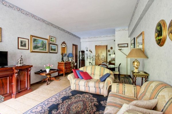 appartamento in vendita a Roma in zona Tomba di Nerone