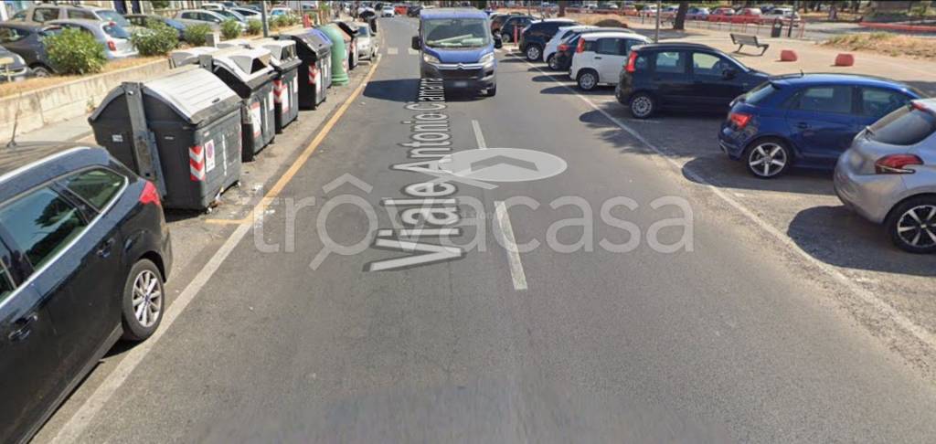 appartamento in vendita a Roma in zona Cinecittà