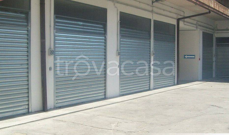 negozio in vendita a Roma in zona Ostiense