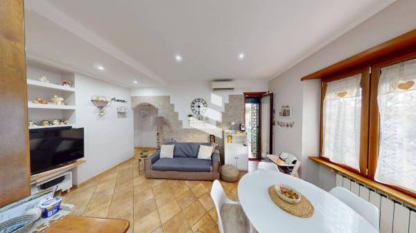 appartamento in vendita a Roma in zona Appio Pignatelli