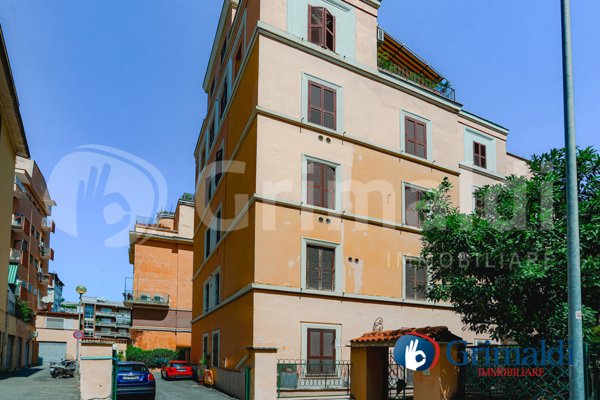 appartamento in vendita a Roma in zona Della Vittoria