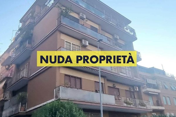 appartamento in vendita a Roma in zona Aurelio