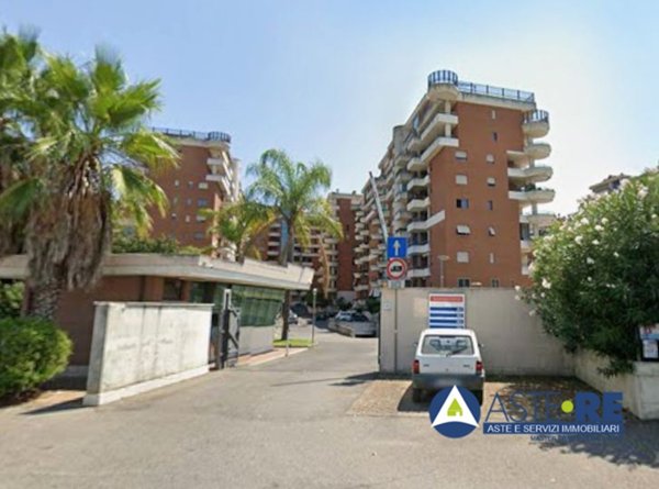 appartamento in vendita a Roma in zona Acilia