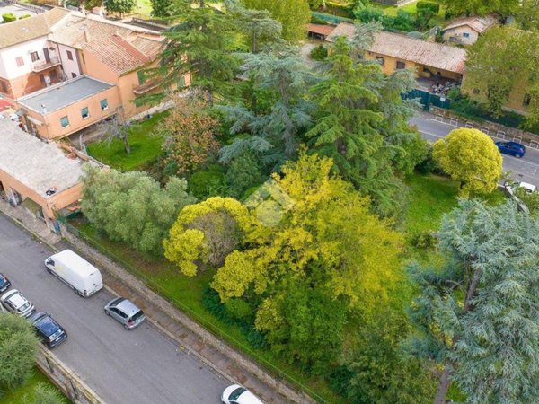 casa indipendente in vendita a Roma in zona Sette Bagni